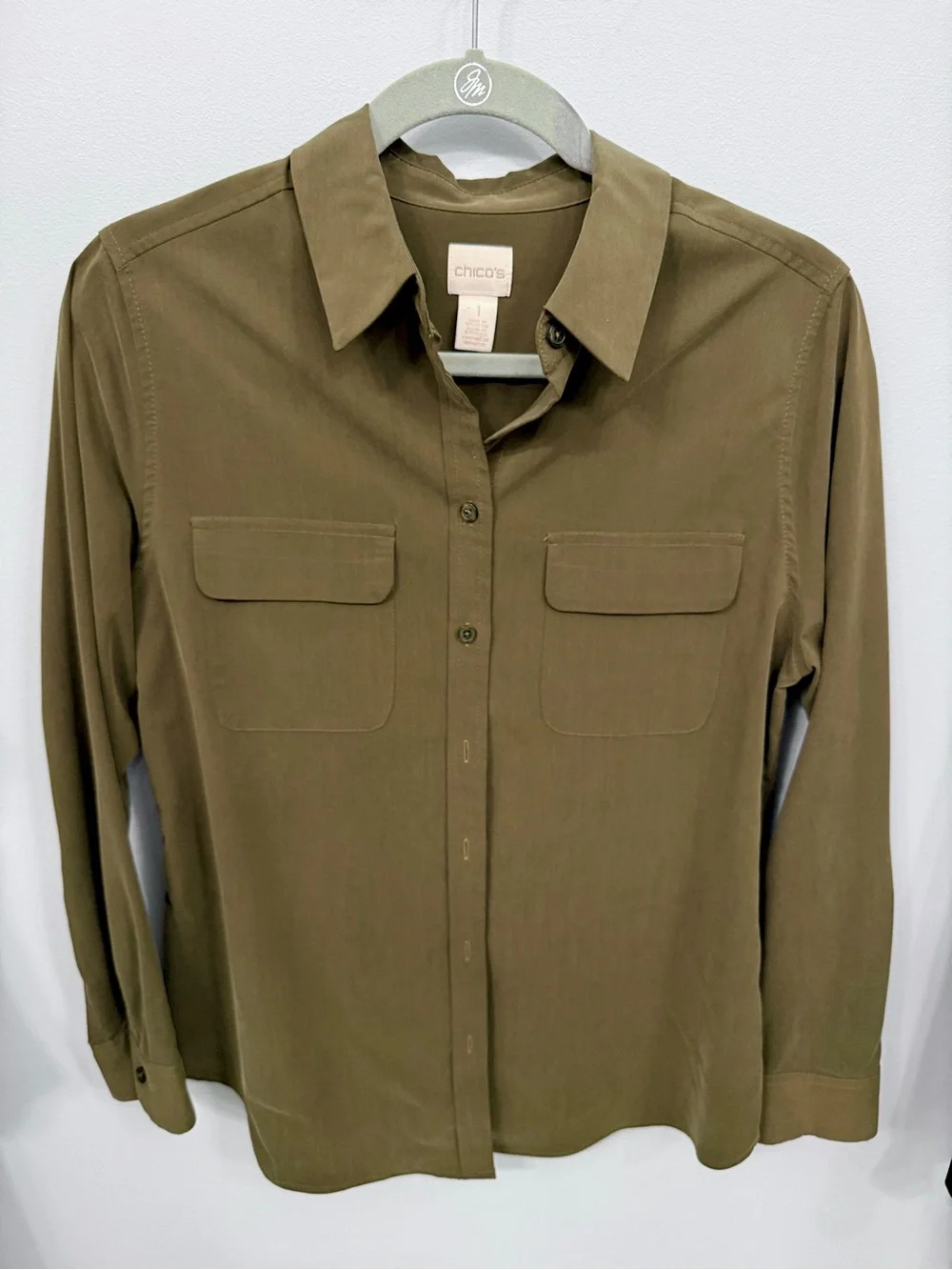 Set of 3 Chico’s Blouses Olive/Blue/Leopard Size 1 - Picture 13 of 15